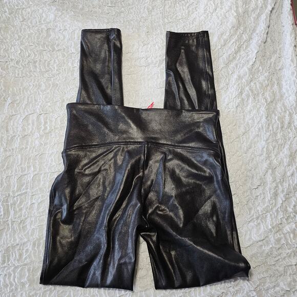 Spanx Faux Leather Black Leggings Medium Shaping High Rise - Picture 10 of 10